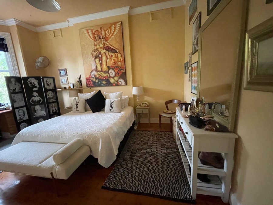 5 Bedroom Property for Sale in Gardens Western Cape